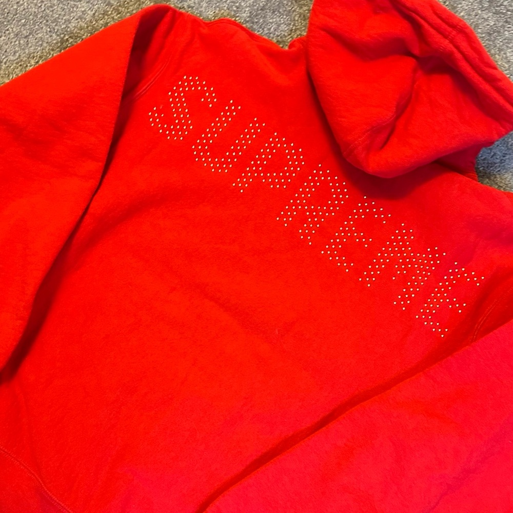 SUPREME studded hooded sweatshirt! New!